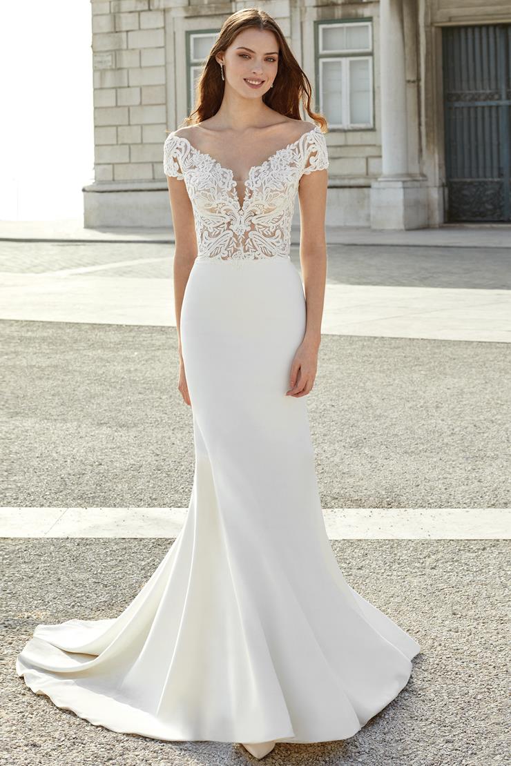 2021 Gowns We Are Loving. Desktop Image