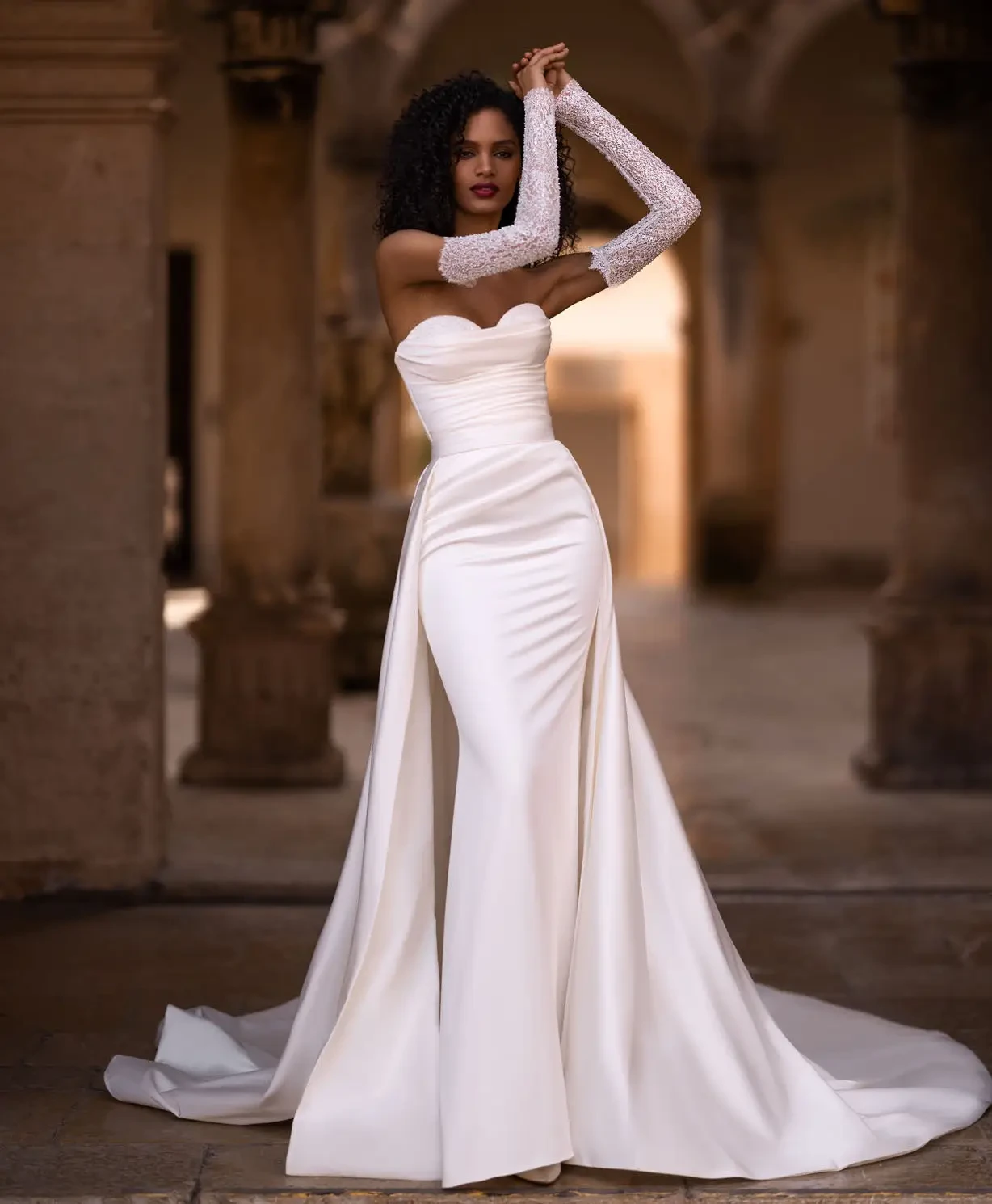 WONA CONCEPT bridal dress