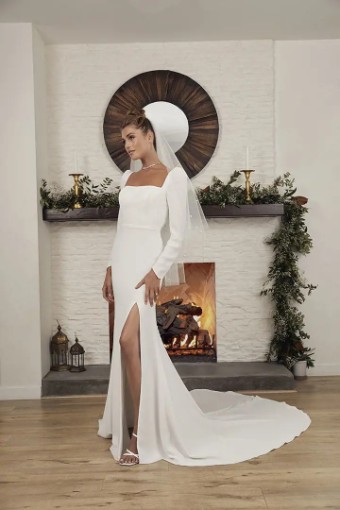 Le Blanc by Casablanca Style No. LE111 Charlene #0 default thumbnail