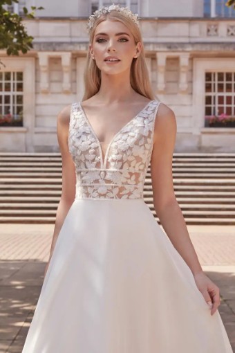 Adore by Justin Alexander Style No. 11226 Alessia #2 thumbnail