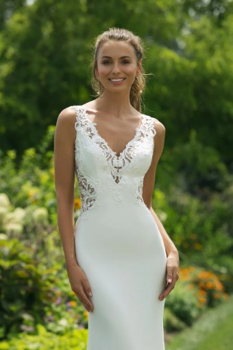 Adore by Justin Alexander Style No. 11023 Was: €1295 | Now Only: €600 #2 Ivory thumbnail