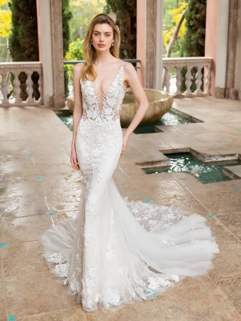 Enzoani Style No. Ramona Was: €3940 | Now Only: €1250 #0 Sand/Ivory/Nude thumbnail