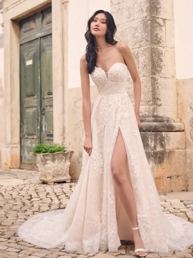 Maggie Sottero Style No. Chelsea Was: €1985 | Now Only: €995 Default Thumbnail Image