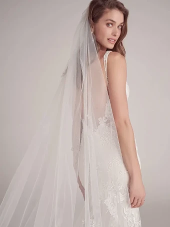 Maggie Sottero Style No. Samantha Was: €1800 | Now Only: €995 #5 thumbnail