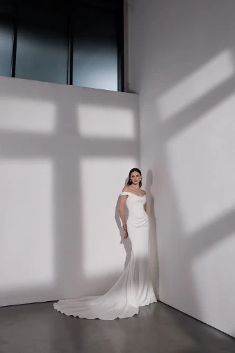 Avenue by Josephine Scott Style No. Bailey #2 thumbnail