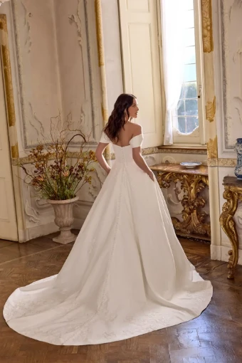 Justin Alexander Style No. Larissa #2 thumbnail